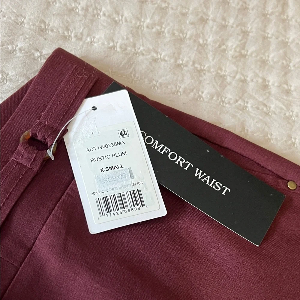 89th & Madison Burgundy Women's Flare Pants Size X-Small